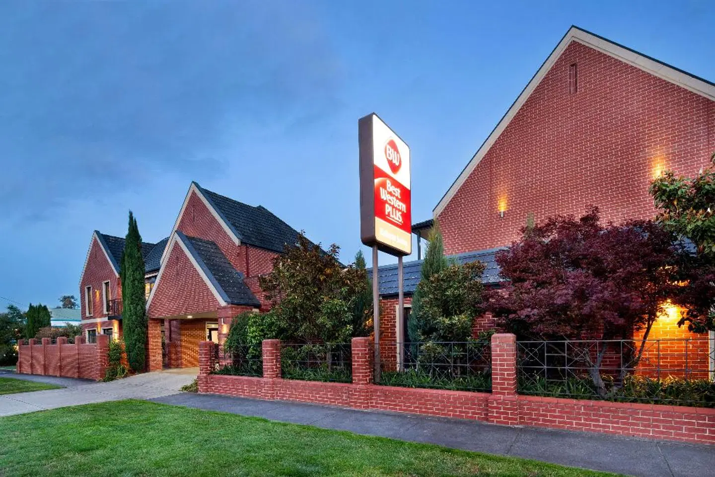 Ballarat Suites EXTERIOR