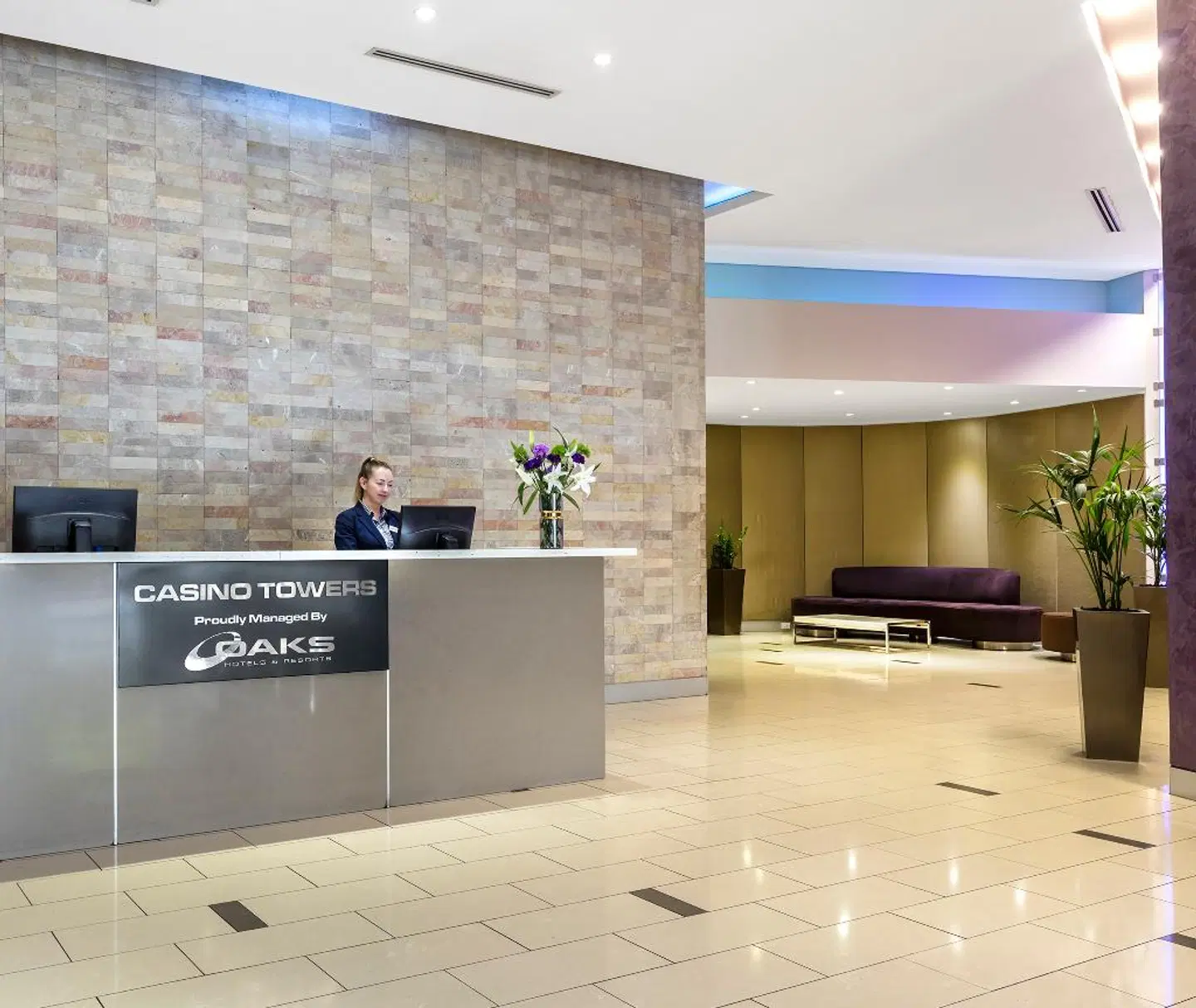 Oaks Casino Towers LOUNGE_LOBBY