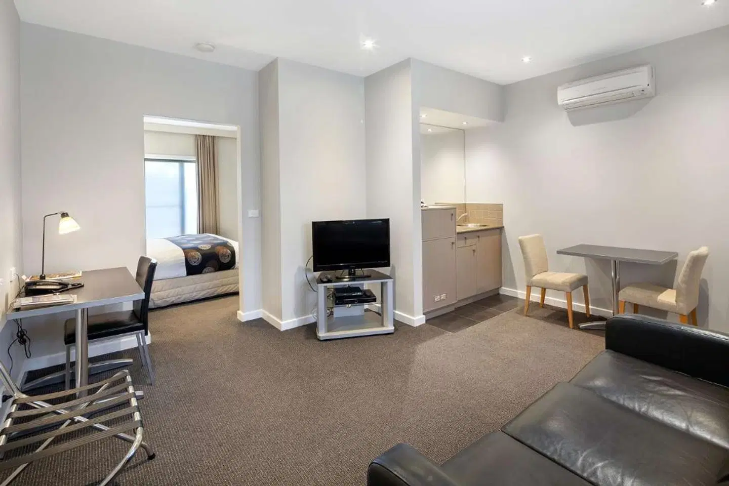 Ballarat Suites ROOM_EXAMPLE