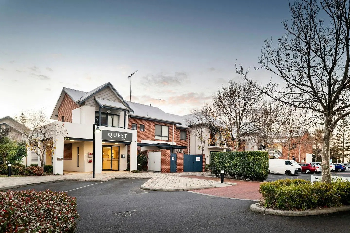 Quest Bunbury EXTERIOR