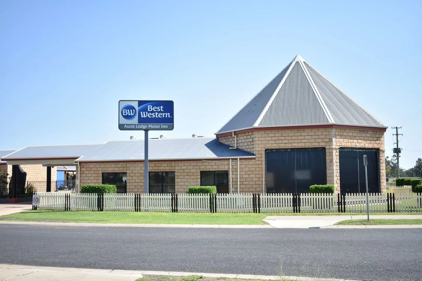 Best Western Ascot Lodge Motor Inn EXTERIOR