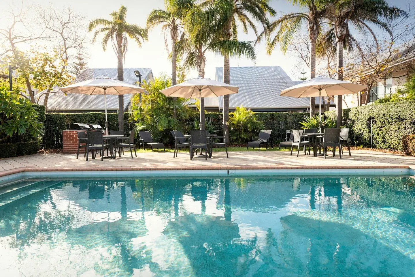 Quest Bunbury OUTDOOR_POOL