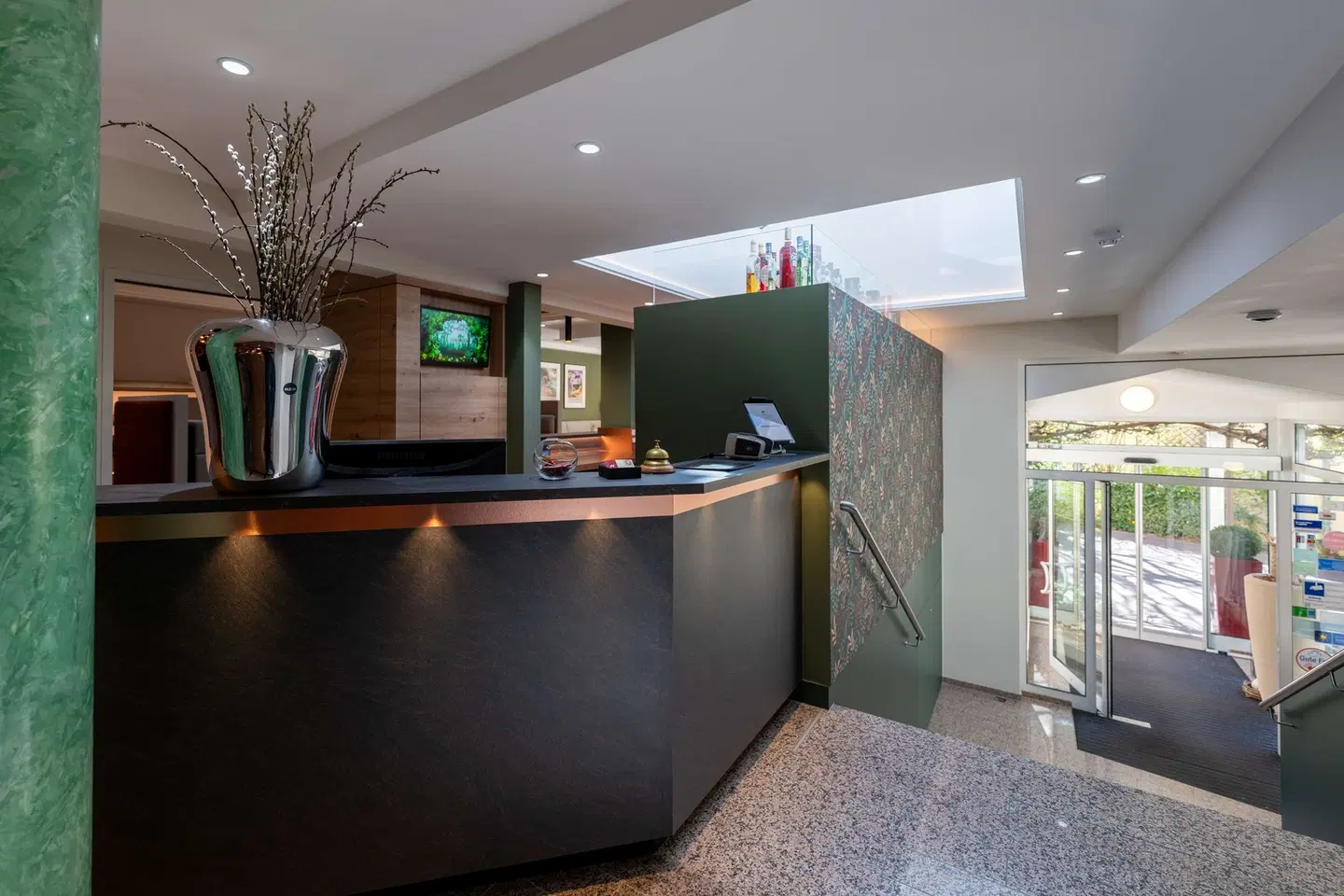 Hotel Azenberg Stuttgart, Sure Hotel Collection by BW LOUNGE_LOBBY