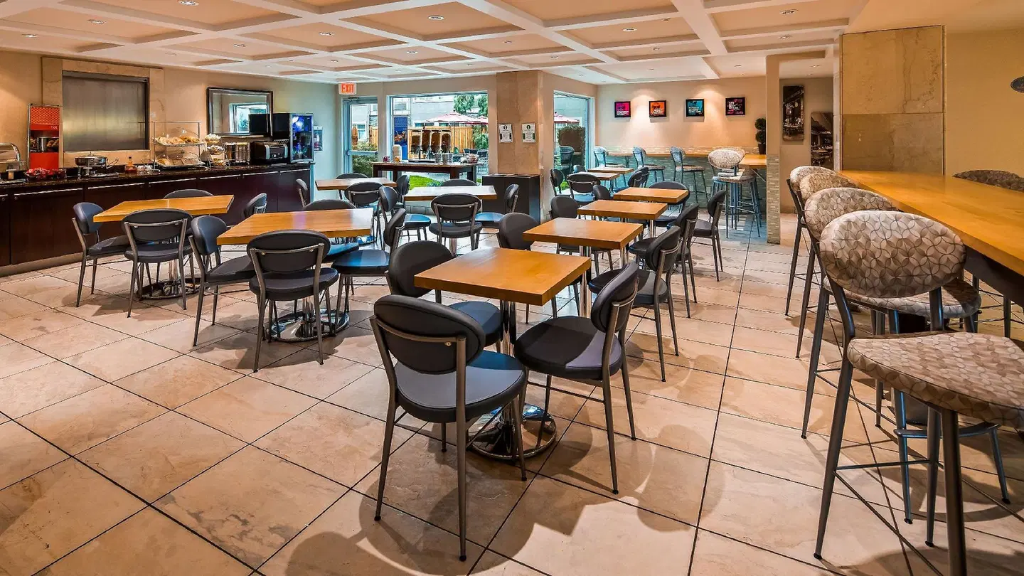 Best Western Plus Regency Inn & Conference Centre Restaurant
