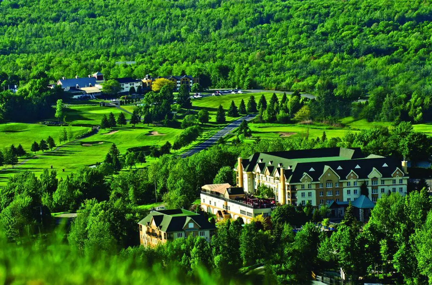 Château Bromont LANDSCAPE