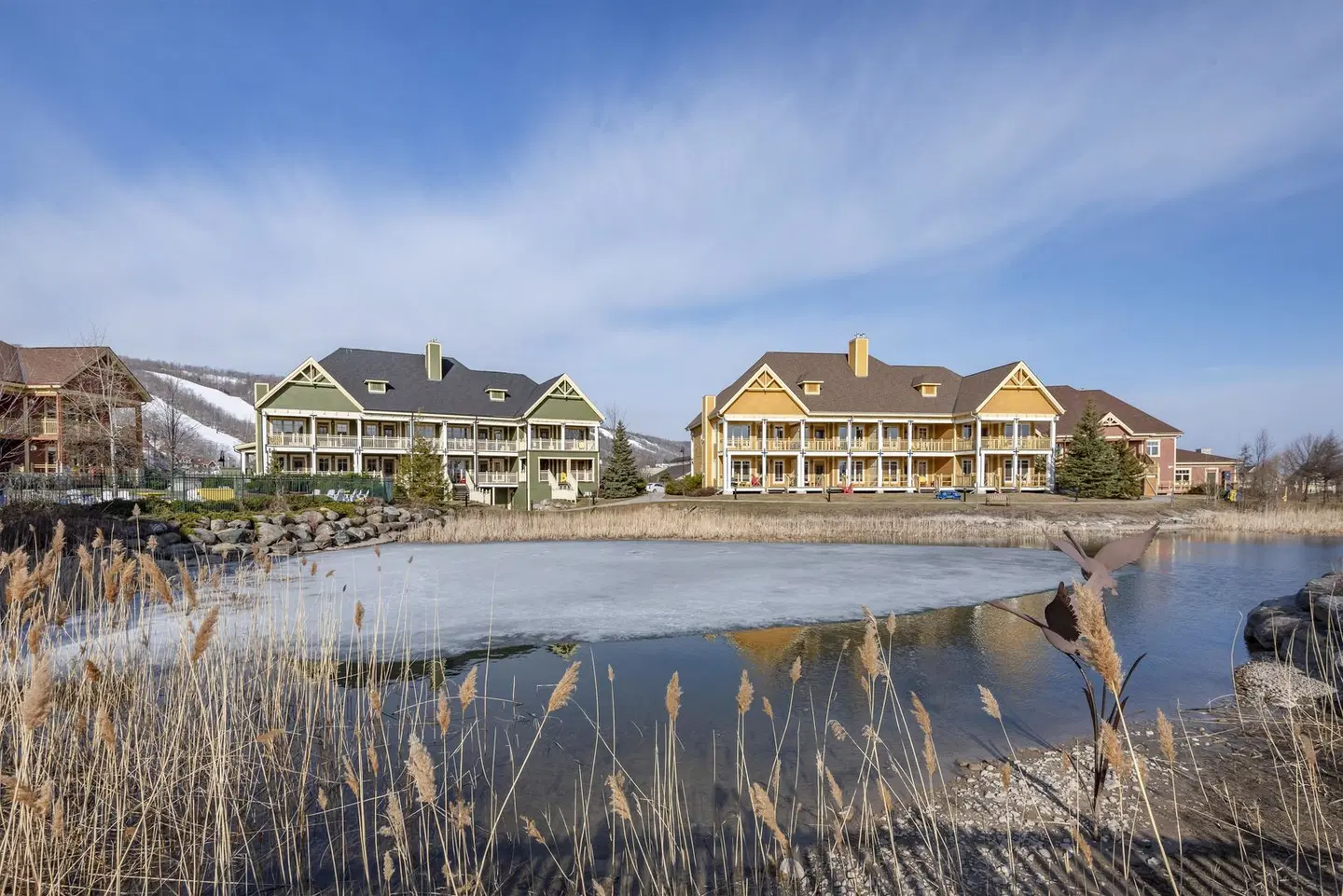 Hilton Grand Vacations Club Blue Mountain Canada EXTERIOR