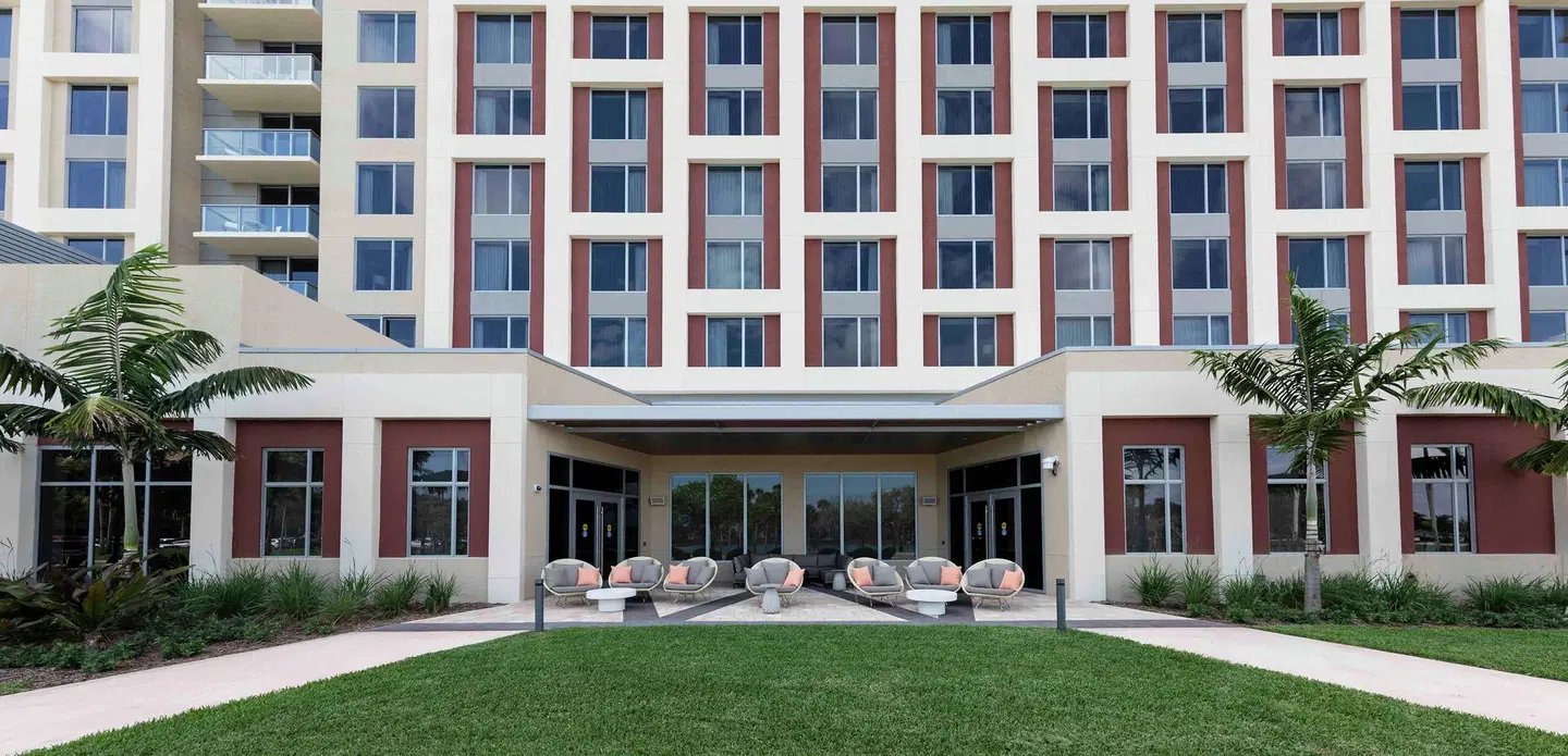Hilton Miami Dadeland EXTERIOR