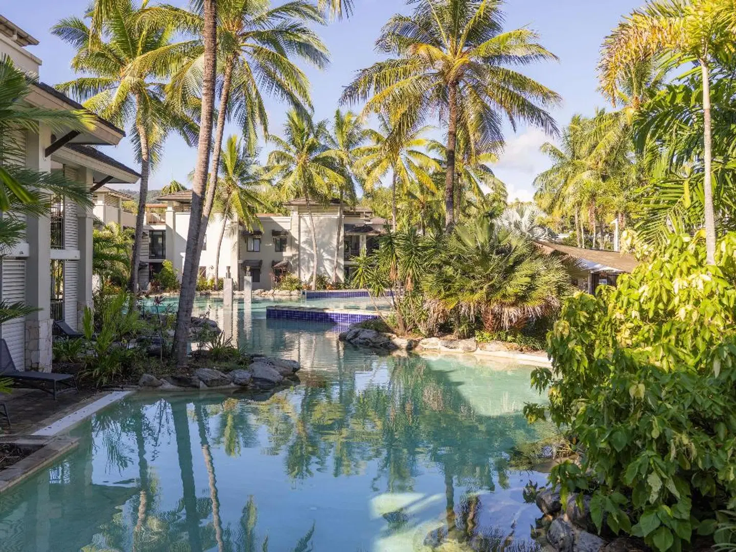 Pullman Port Douglas Sea Temple Resort & Spa Hotel OUTDOOR_POOL