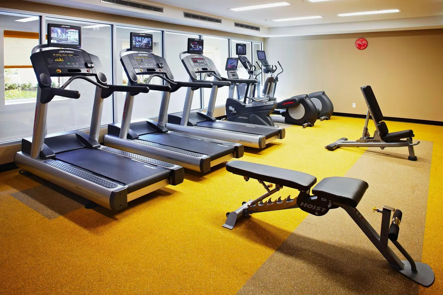TownePlace Suites by Marriott Mississauga - Airport Corporate Centre SPORTS_AND_LEISURE