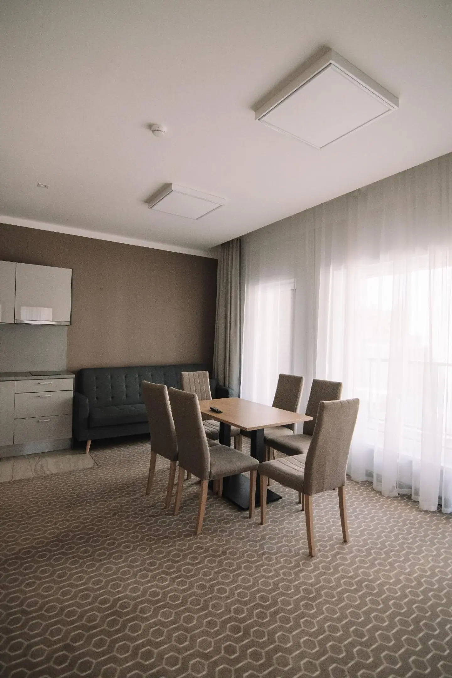Merepargi ApartHotel & Cafe Konferenz