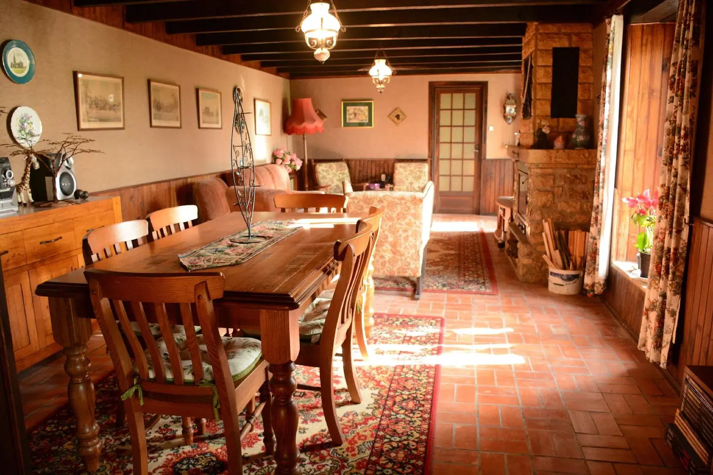 Les Noyers Aulnay Restaurant