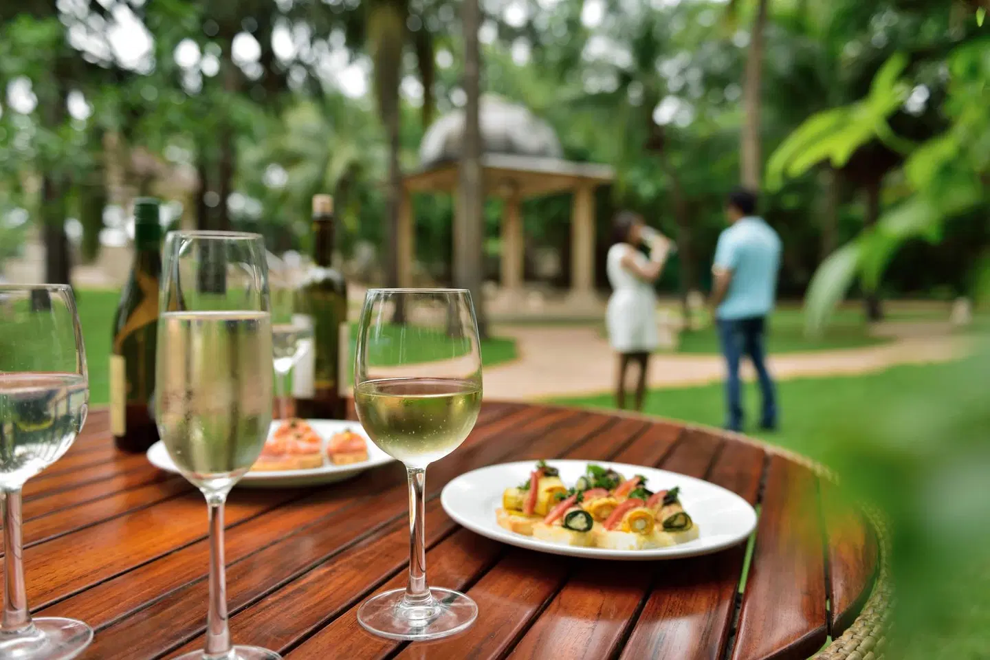 Lakeside Chalet, Mumbai - Marriott Executive Apartments Terrasse