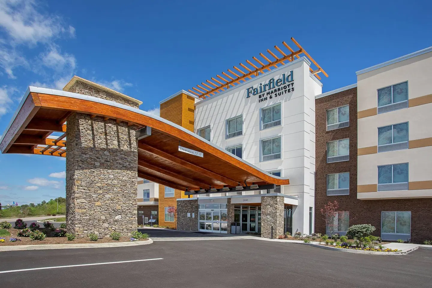 Fairfield by Marriott Inn & Suites Pigeon Forge EXTERIOR