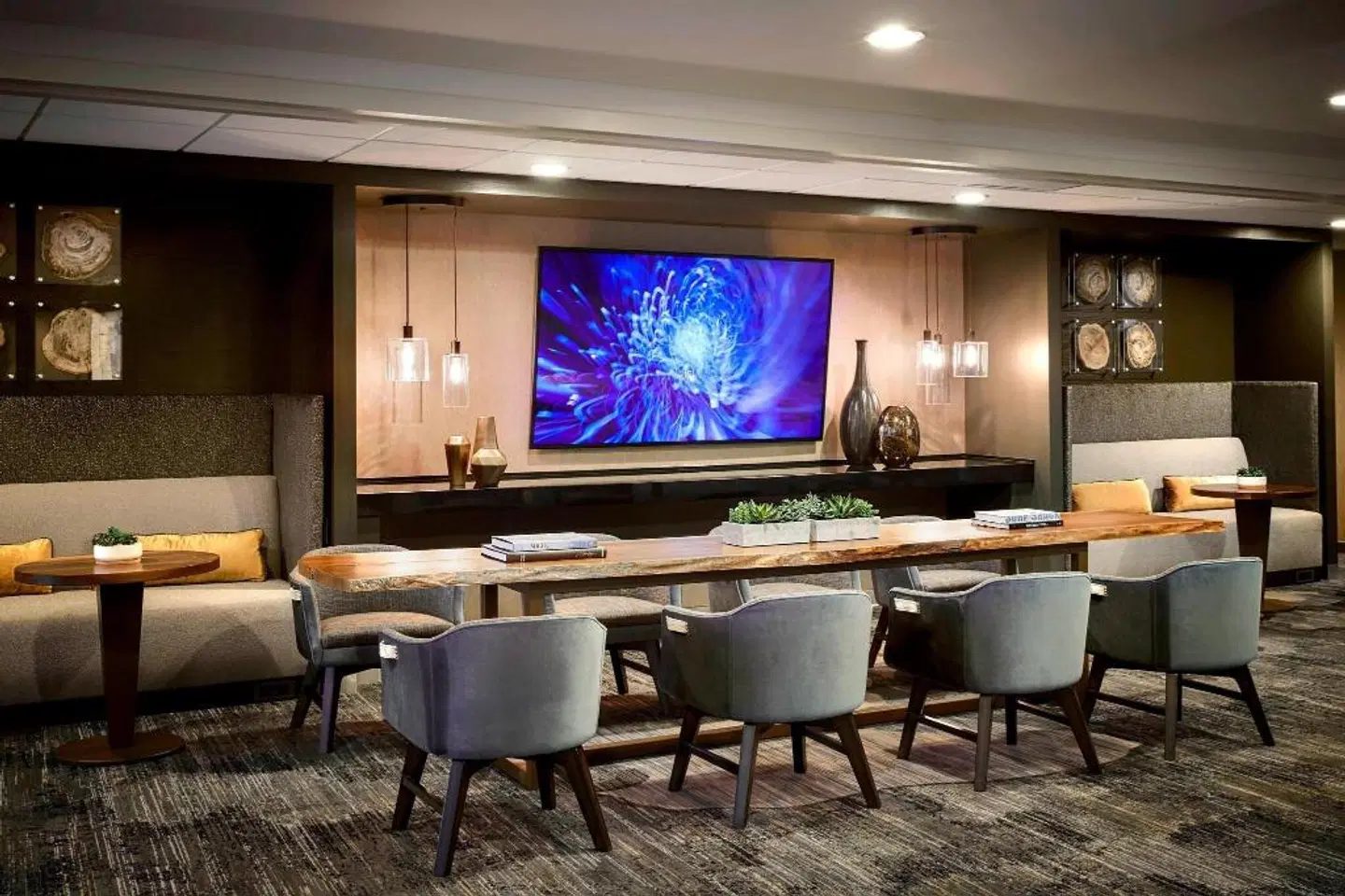 San Francisco Airport Marriott Waterfront Bar