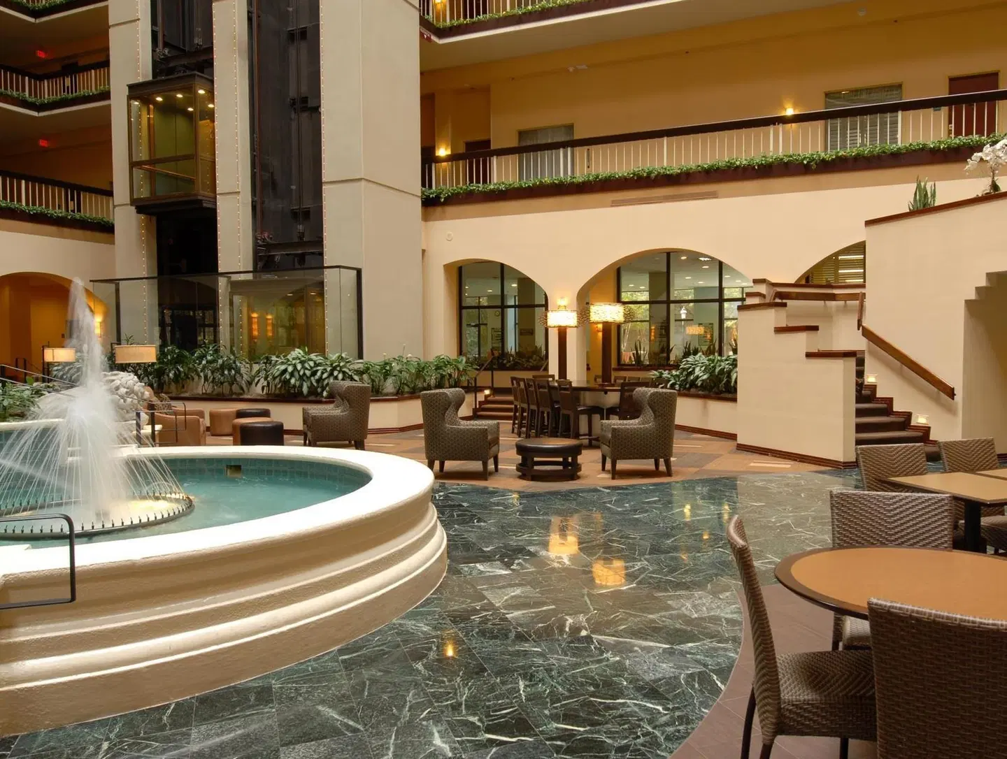 Embassy Suites by Hilton Dallas - Love Field HEALTH_BEAUTY