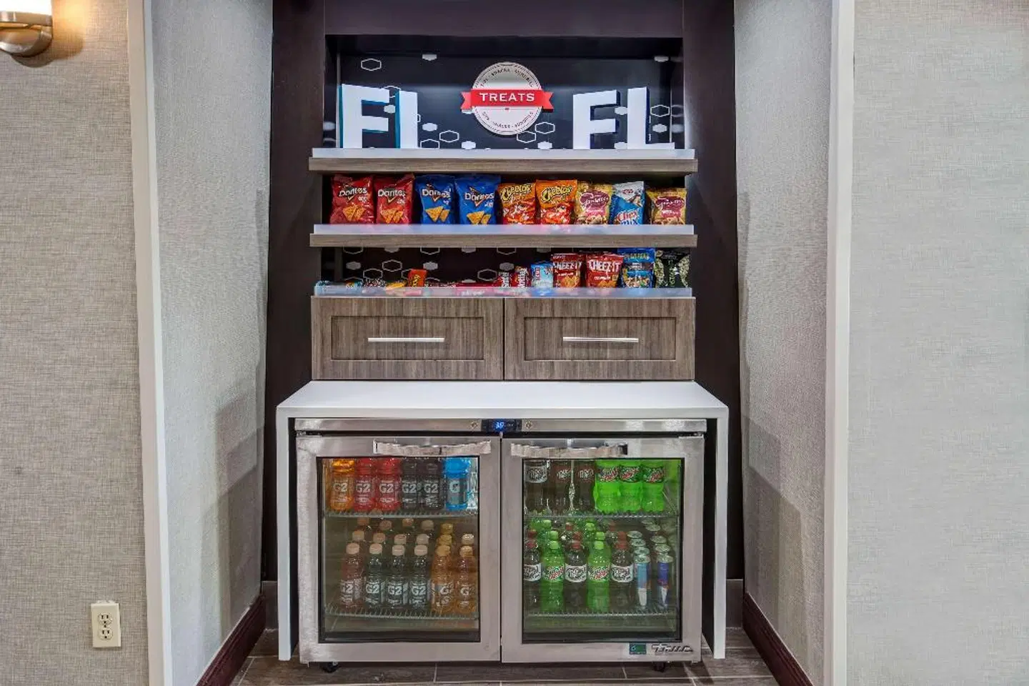Hampton Inn Orlando-Maingate South LOUNGE_LOBBY