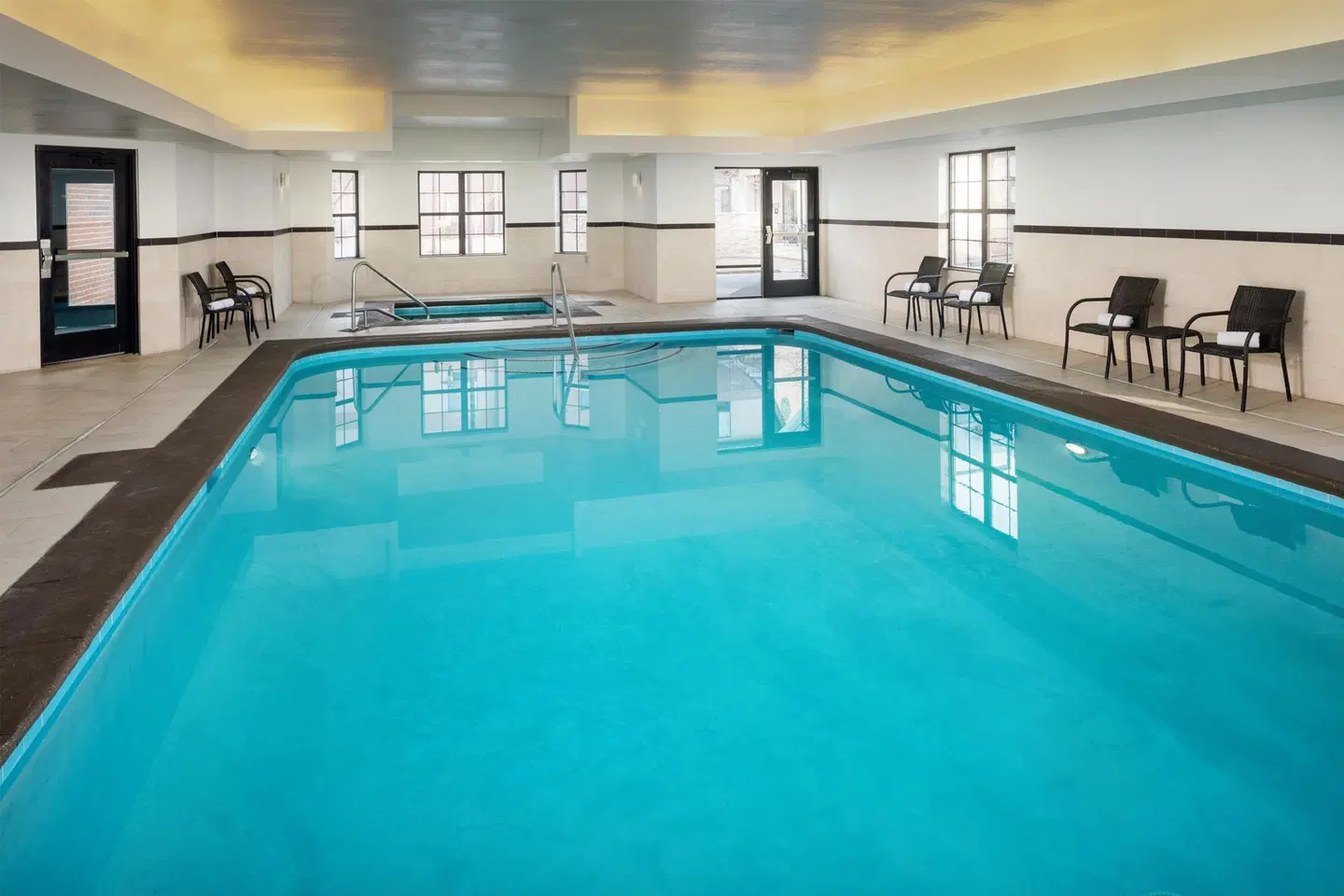 Homewood Suites by Hilton Denver International Airport Hallenbad