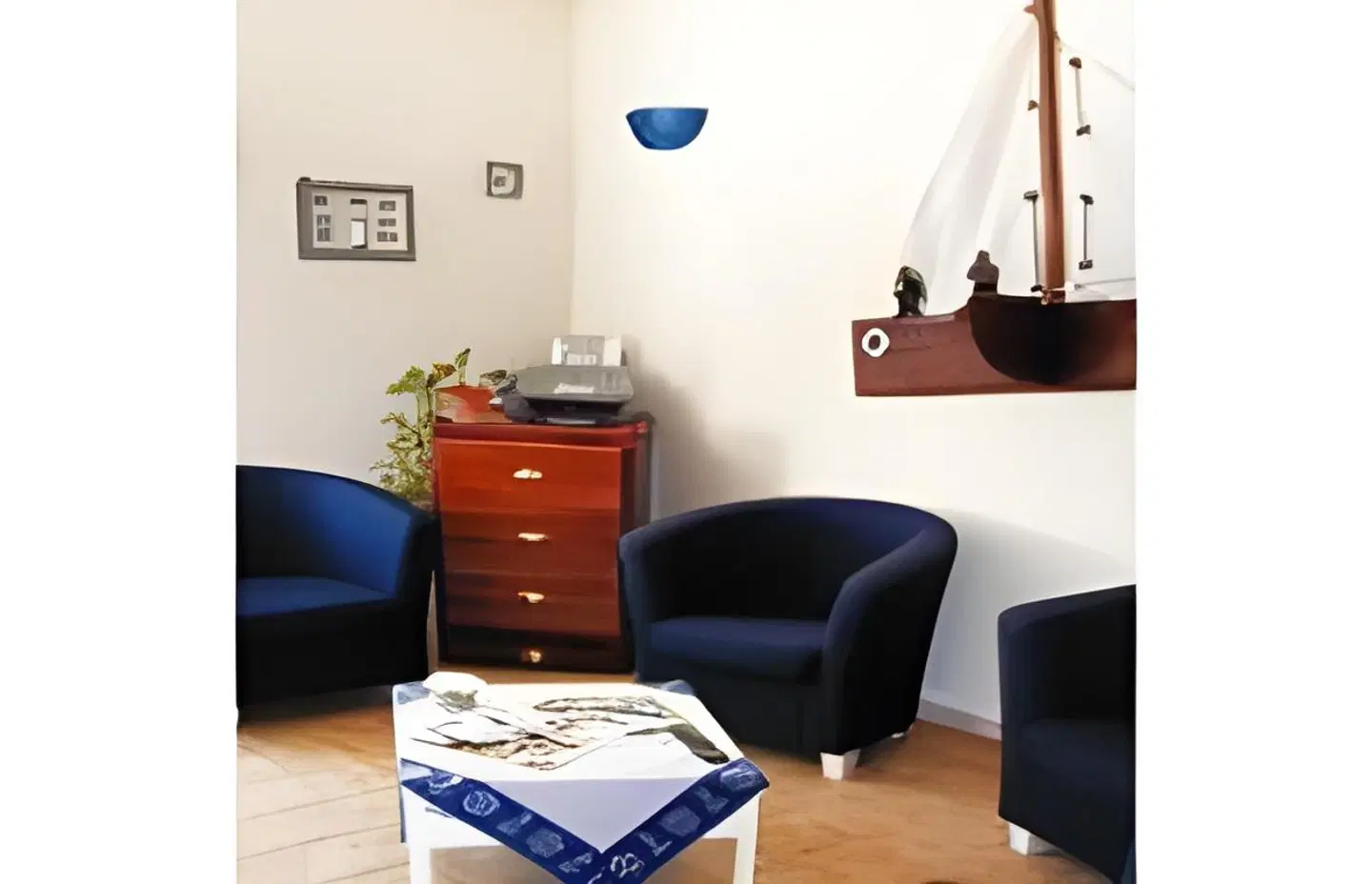 Hôtel Des Halles ROOM_EXAMPLE