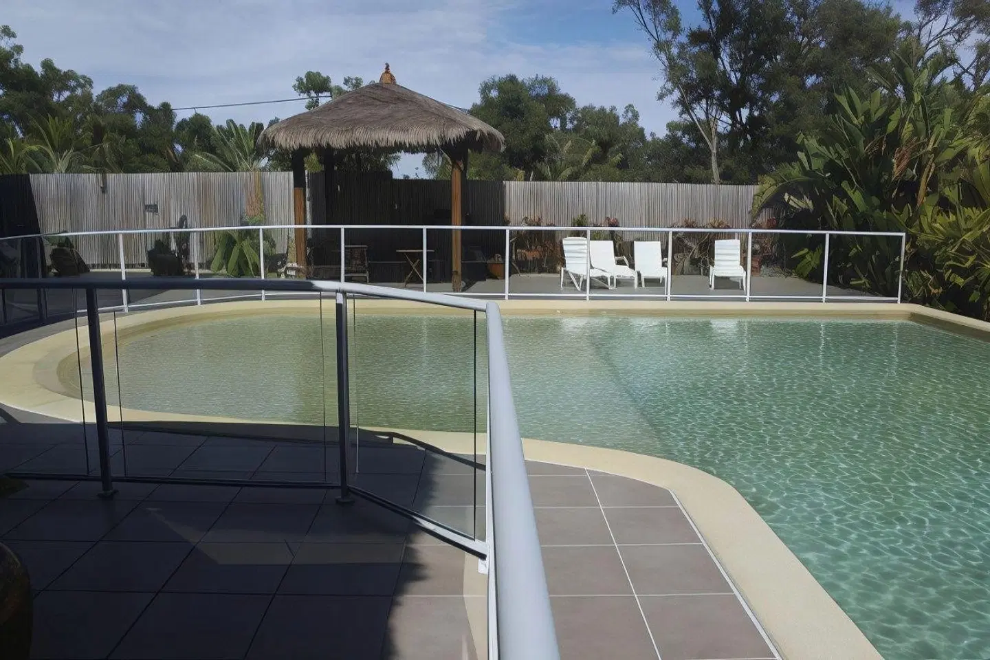 The Coast Motel OUTDOOR_POOL