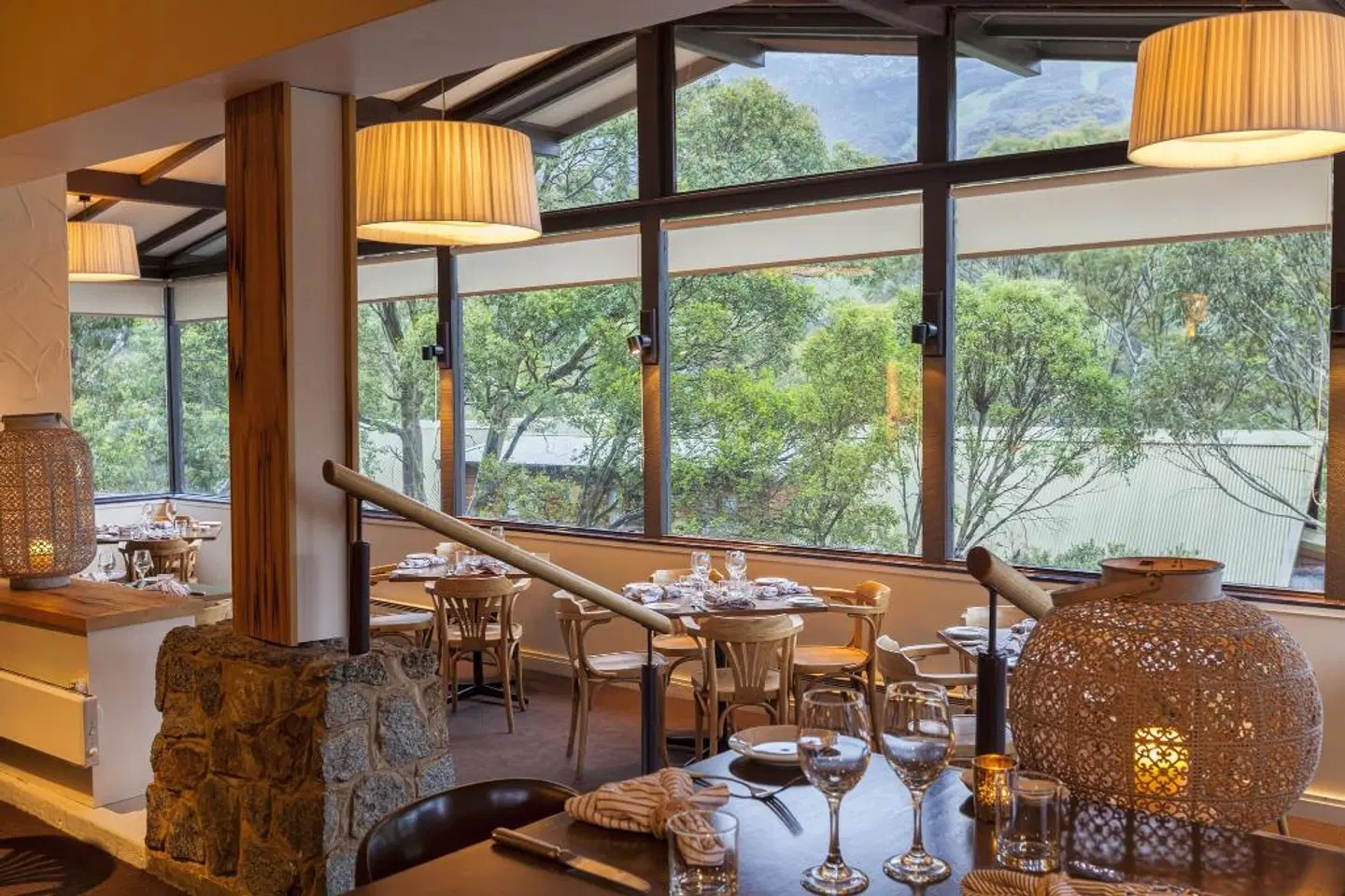 The Denman Hotel - Thredbo Restaurant