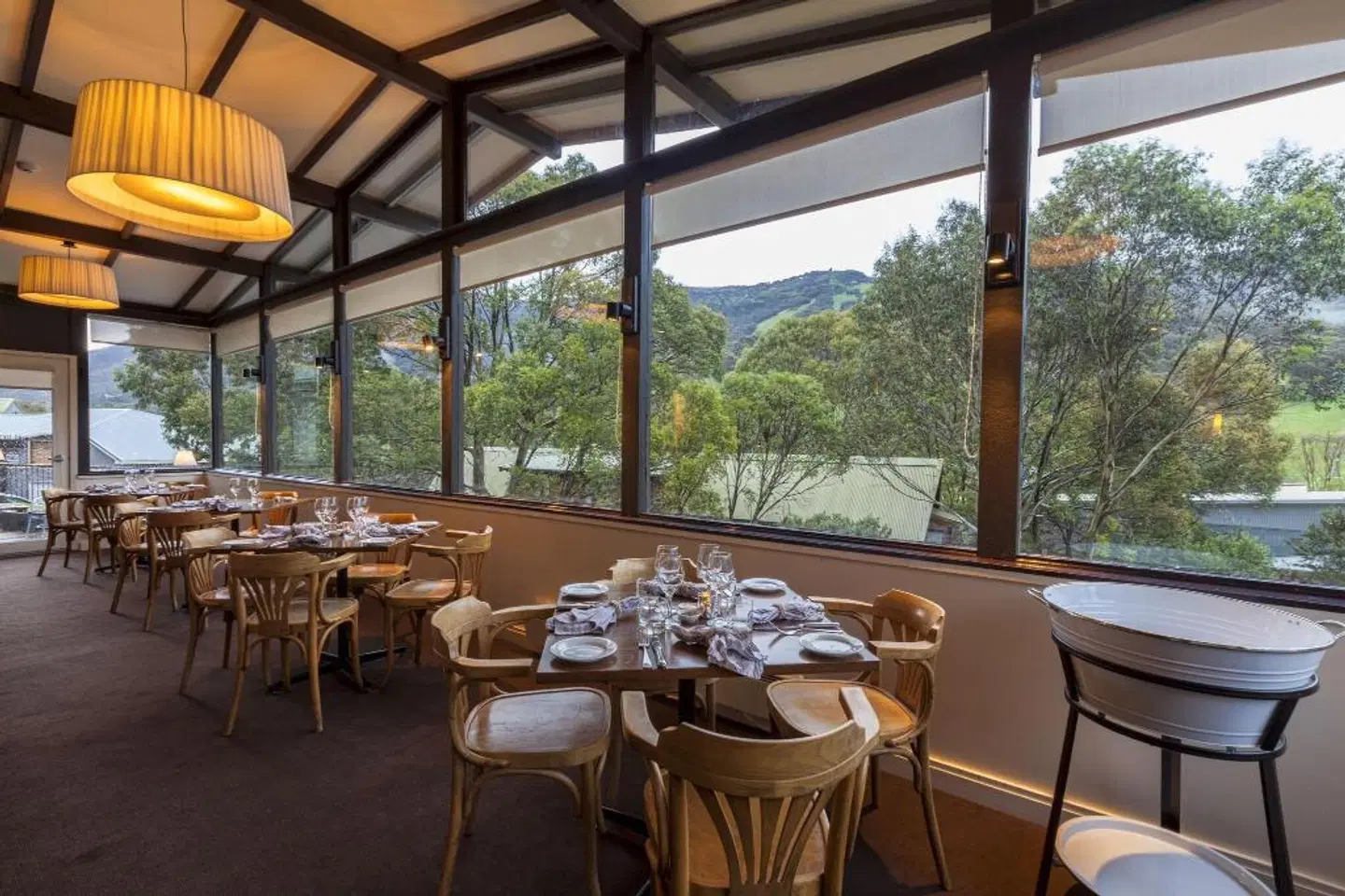 The Denman Hotel - Thredbo Restaurant