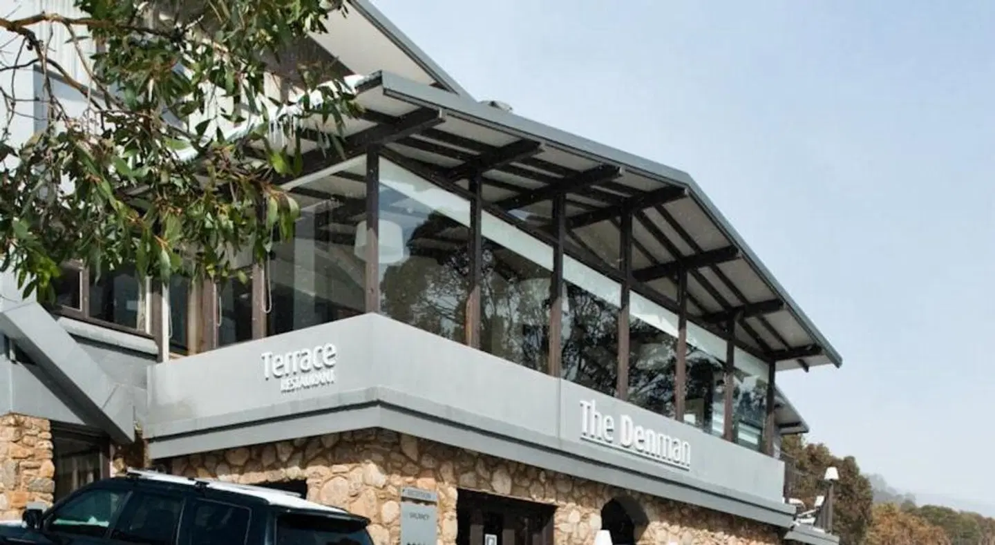 The Denman Hotel - Thredbo EXTERIOR