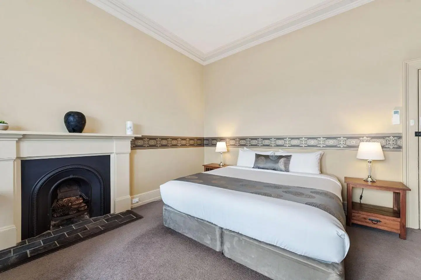 Waratah On York Bed & Breakfast ROOM_EXAMPLE