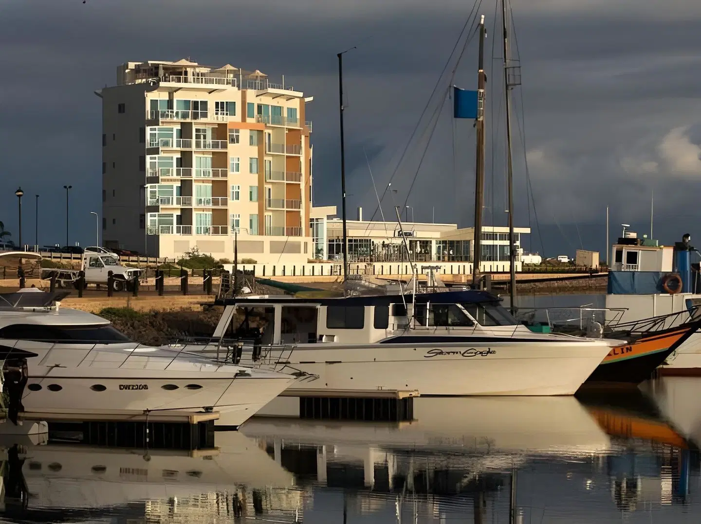 Wallaroo Marina Apartments EXTERIOR