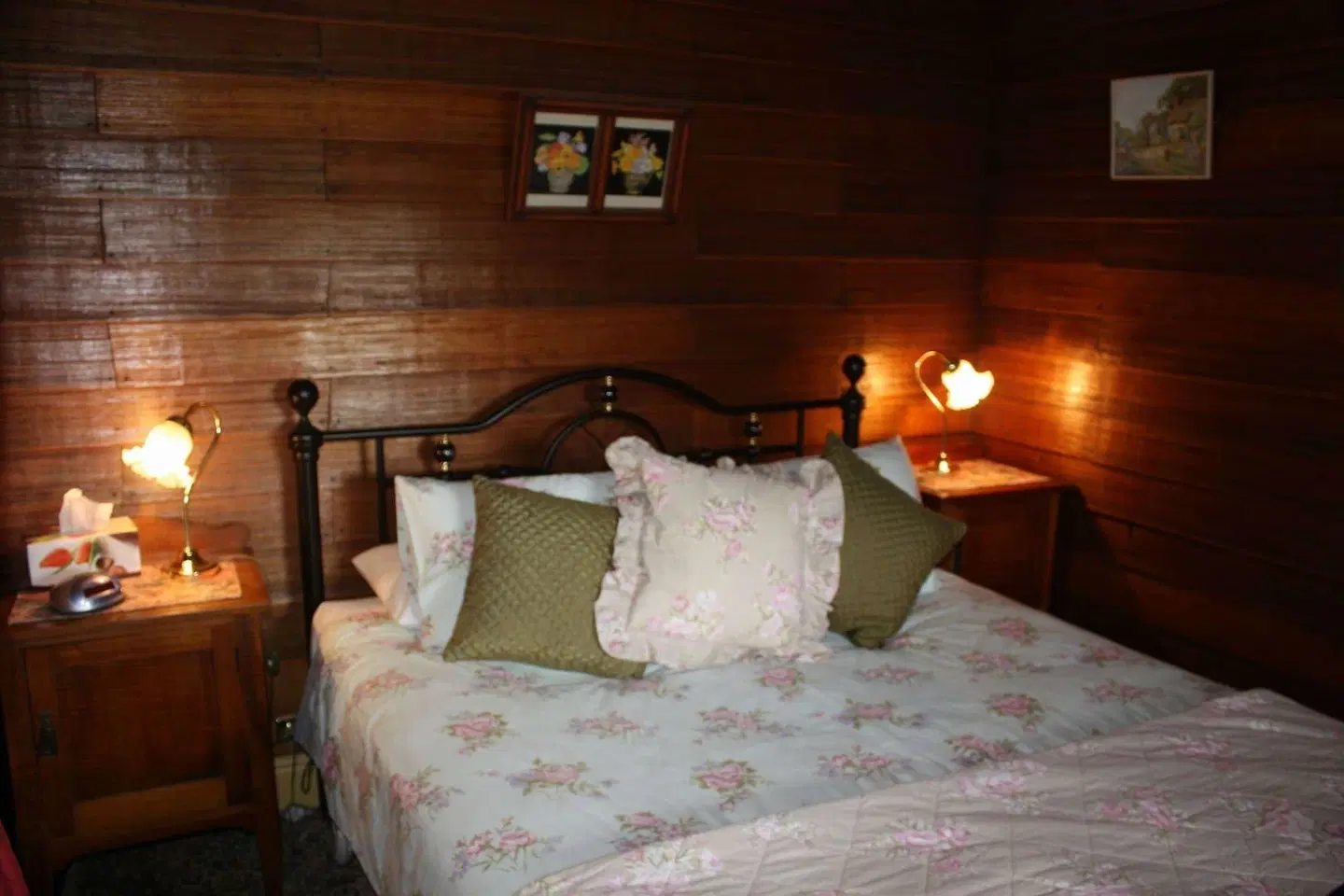 Westbury Gingerbread Cottages ROOM_EXAMPLE