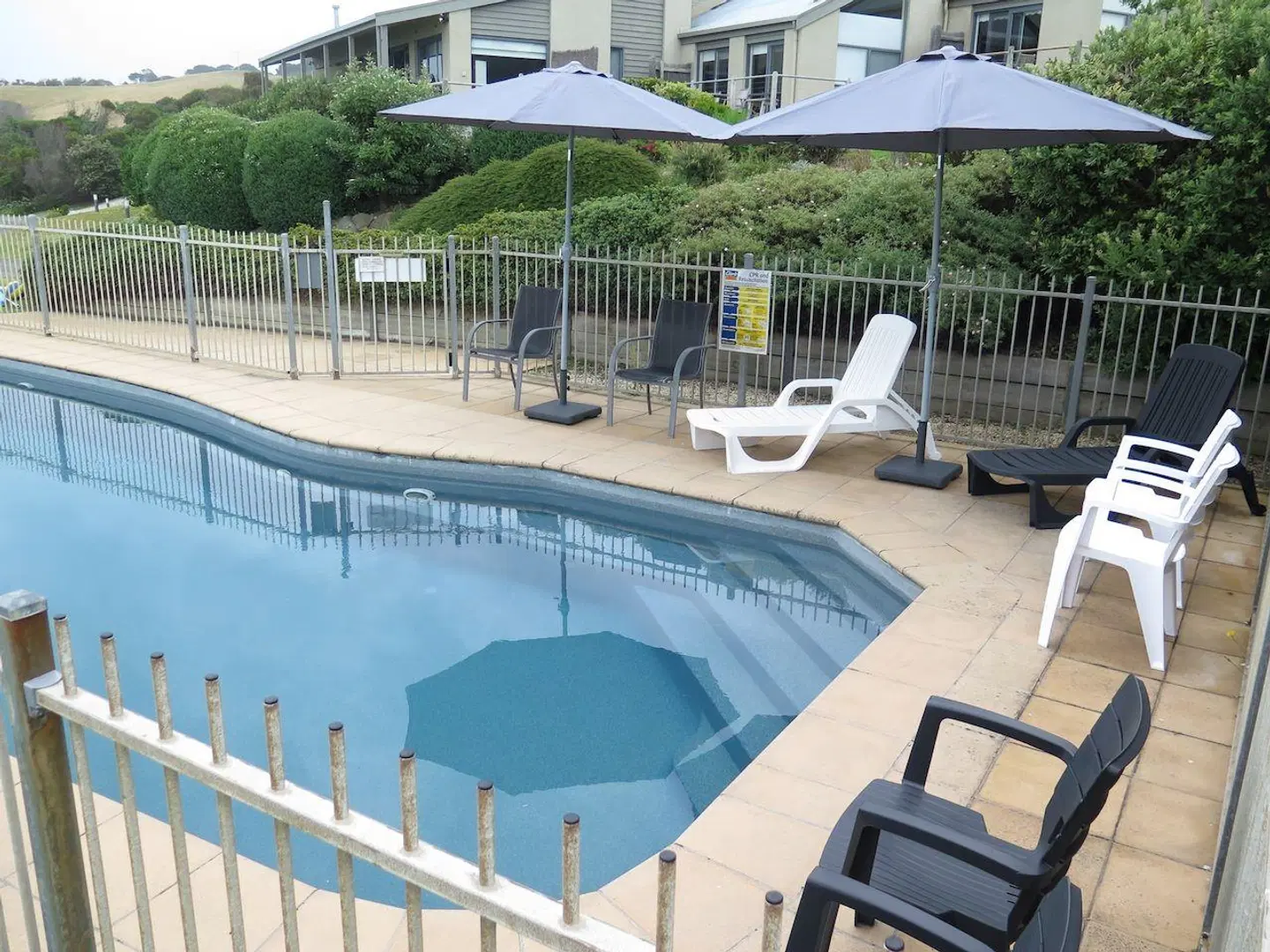 Whitecrest Great Ocean Road Resort OUTDOOR_POOL