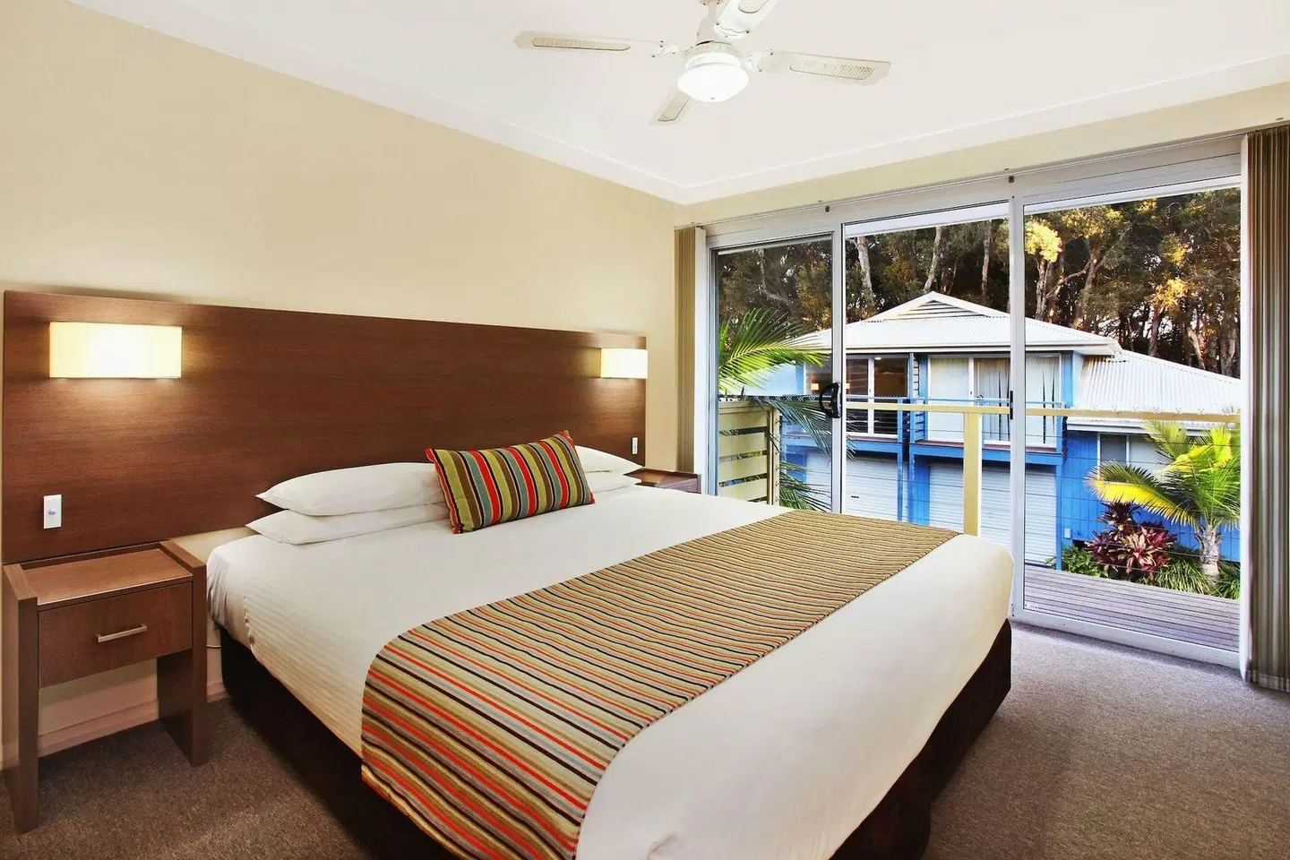 Flynns on Surf Beach Villas ROOM_EXAMPLE
