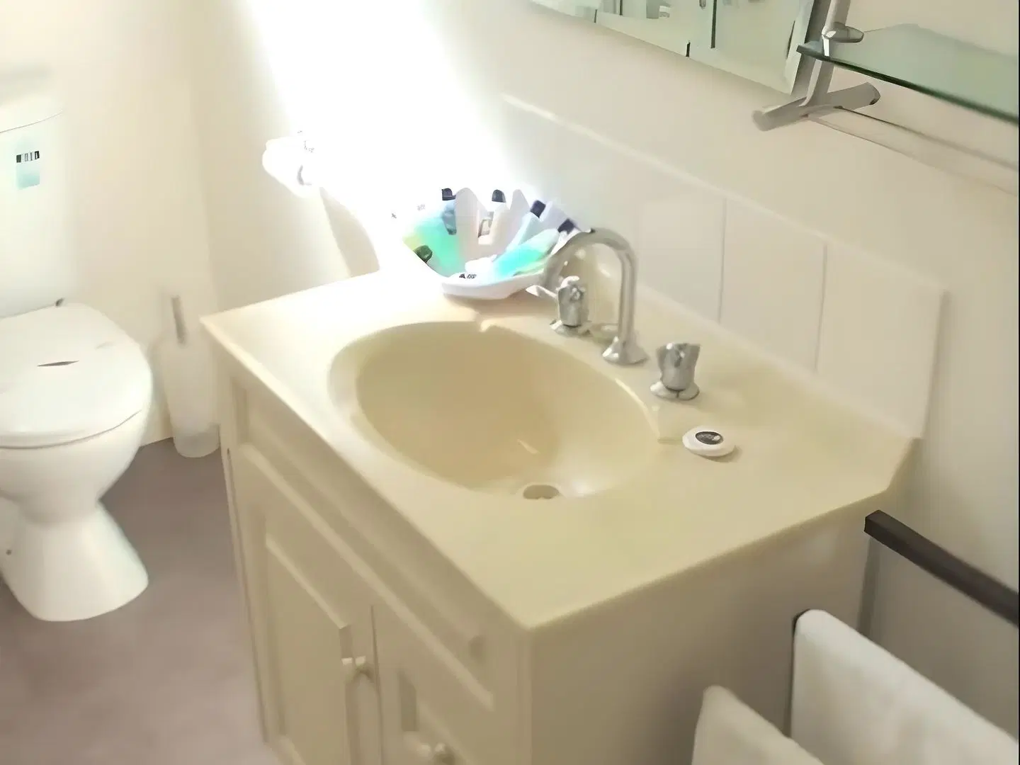 Moonah Central Apartments Badezimmer
