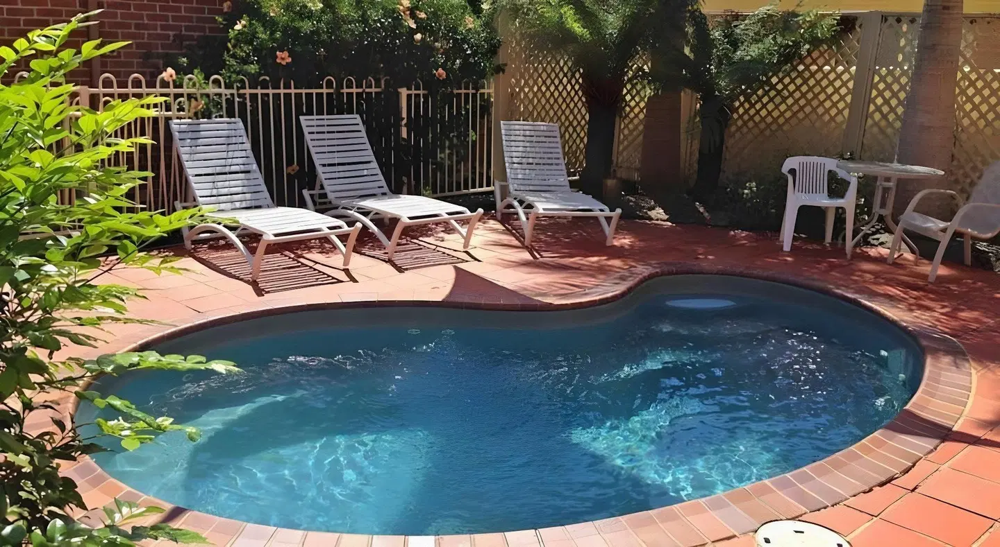Dolphin Shores OUTDOOR_POOL