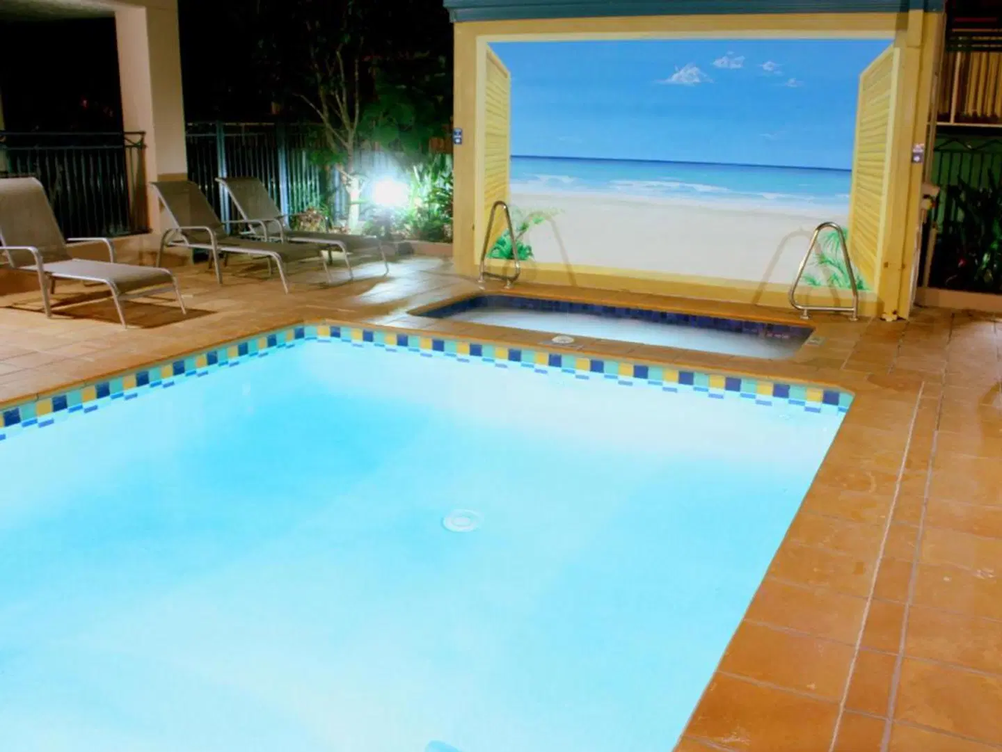 Montego Sands Resort Hallenbad