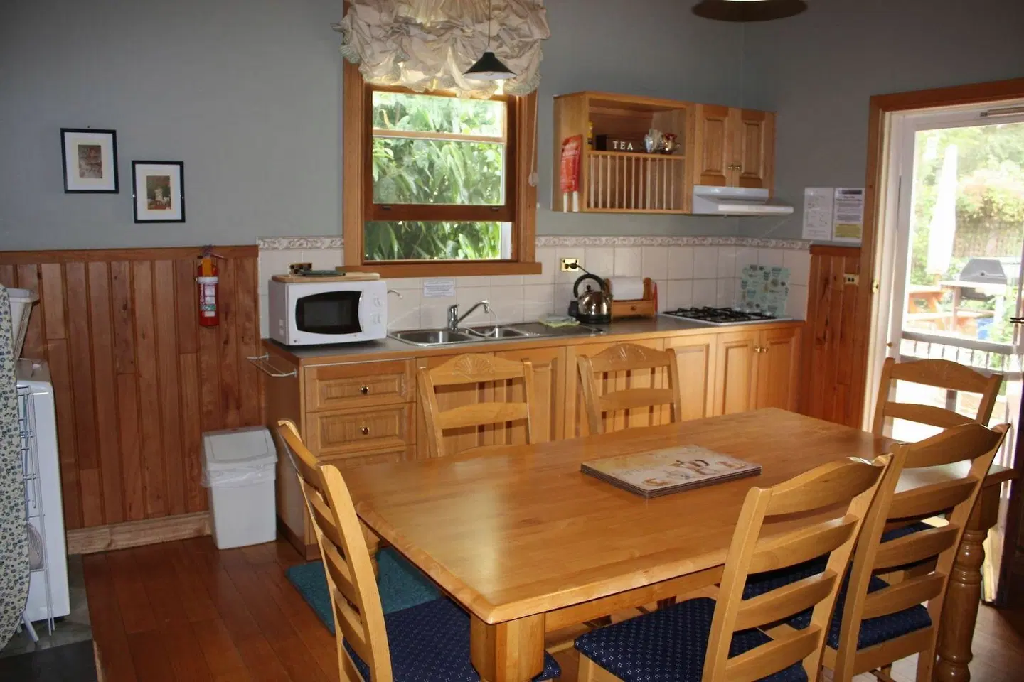 Westbury Gingerbread Cottages ROOM_EXAMPLE