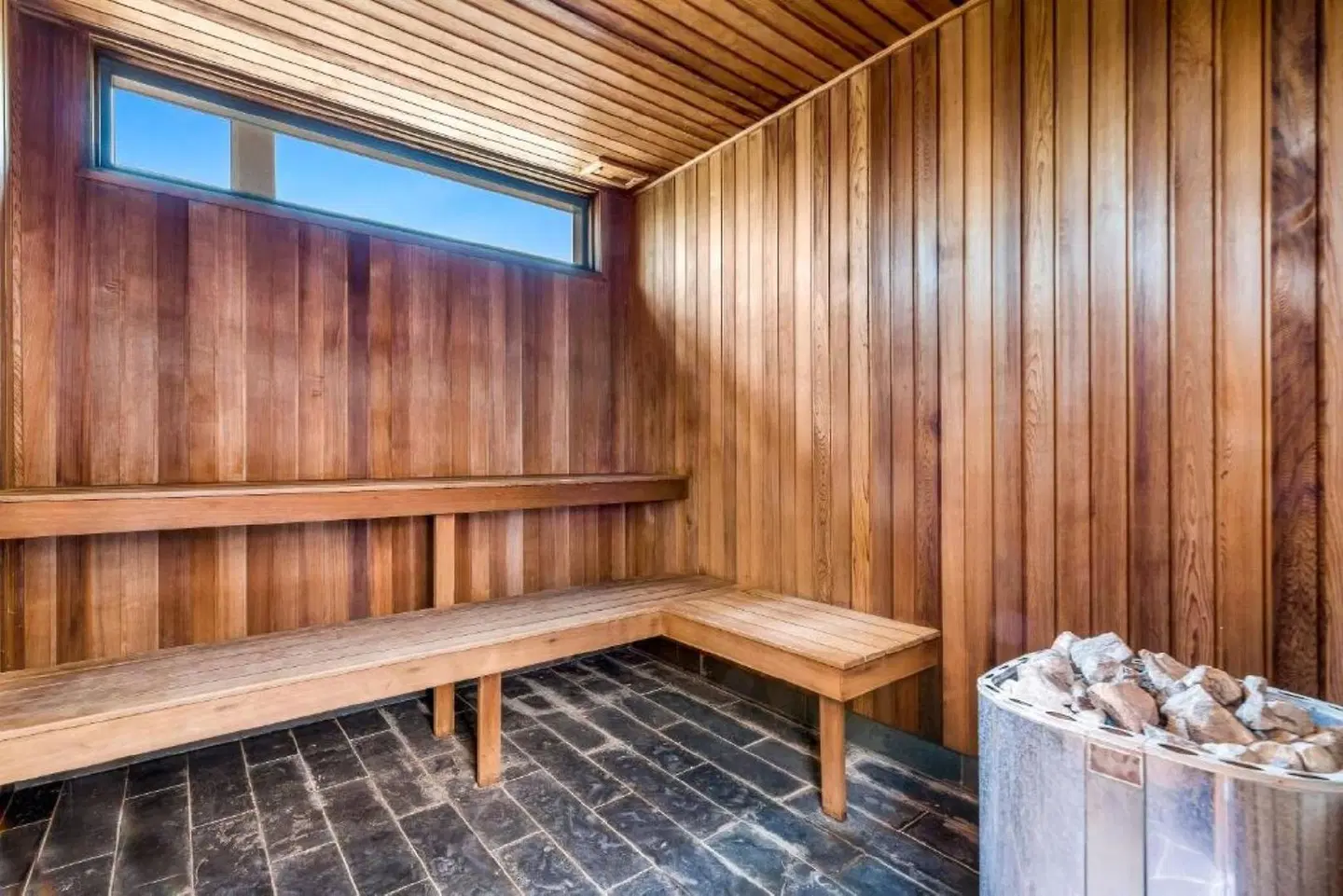 Quattro on Astor Apartments HEALTH_BEAUTY