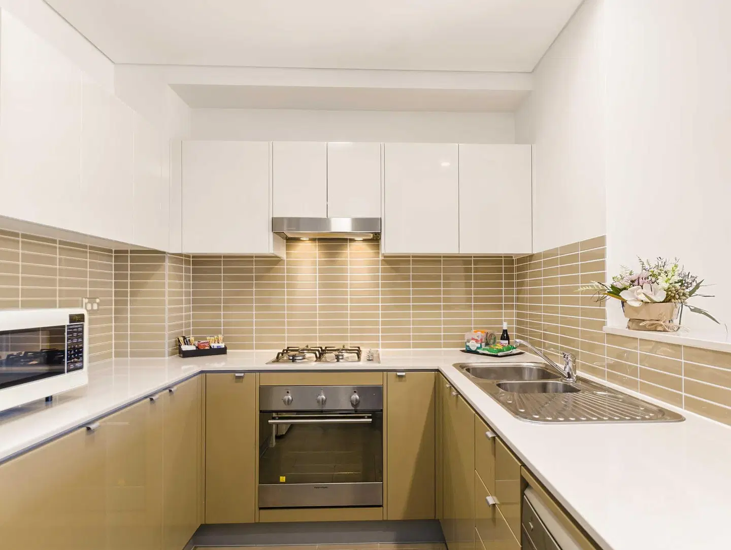 Quality Suites Pioneer Sands Badezimmer