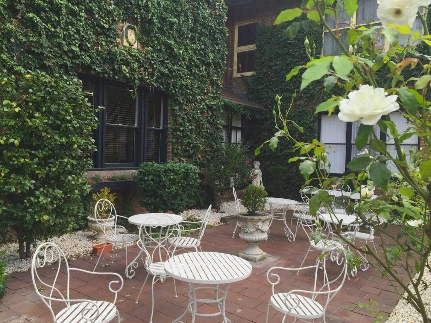 Berida Manor Country Resort Terrasse