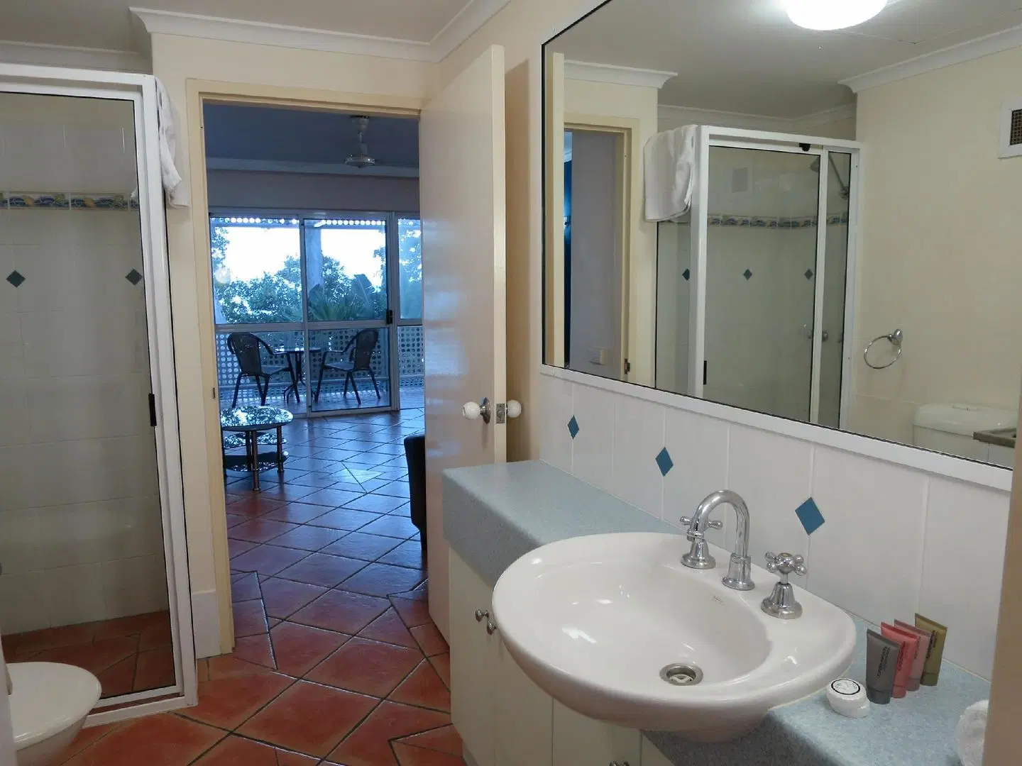 Marlin Waters Beachfront Apartments Badezimmer