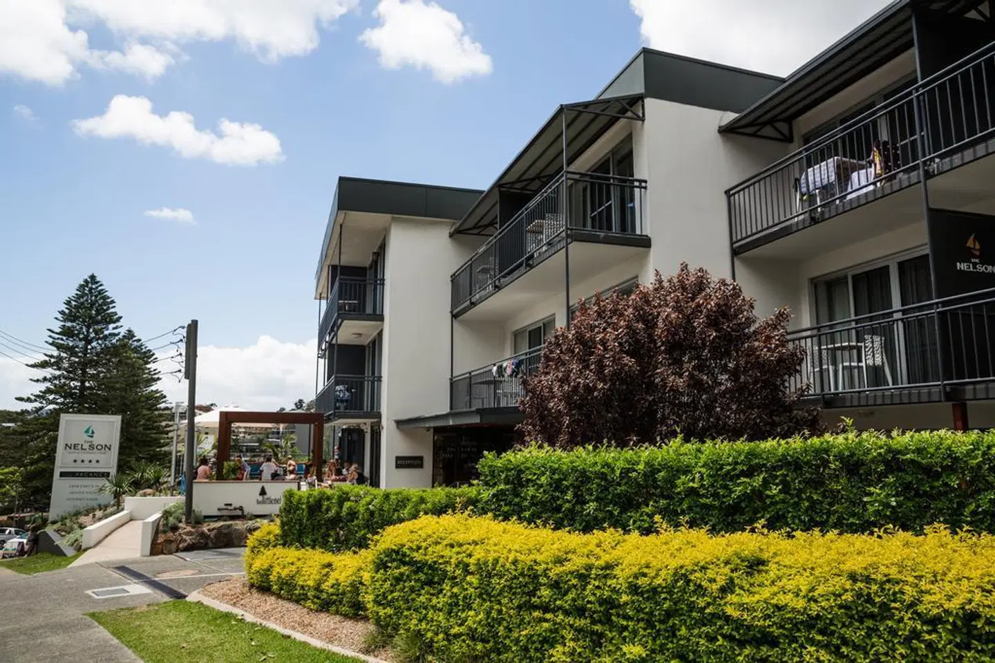 Hotel Nelson EXTERIOR