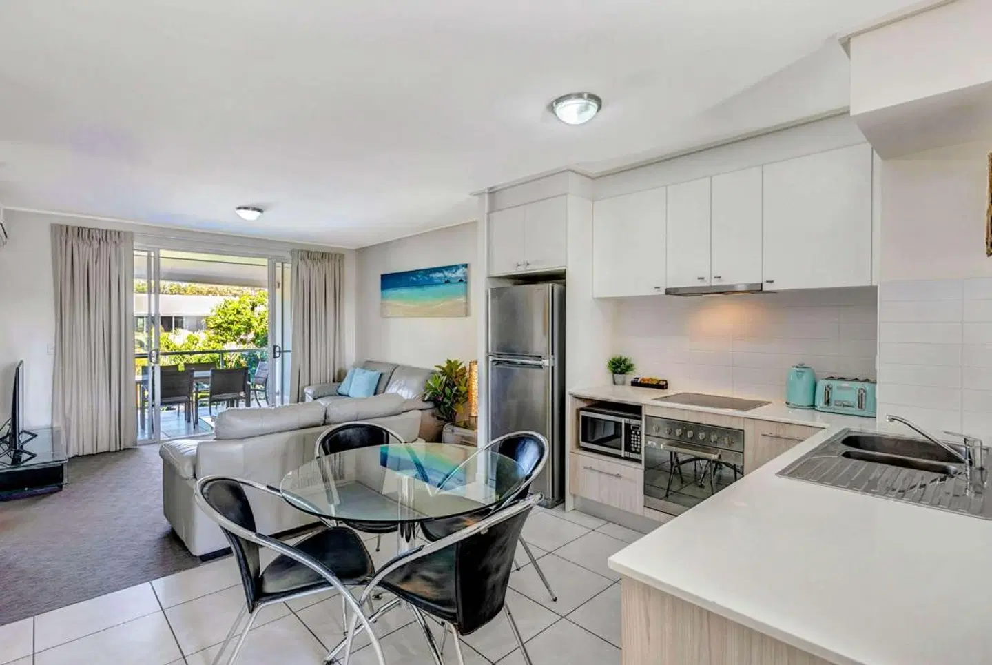Ramada Encore by Wyndham Whale Cove Hervey Bay Hallenbad