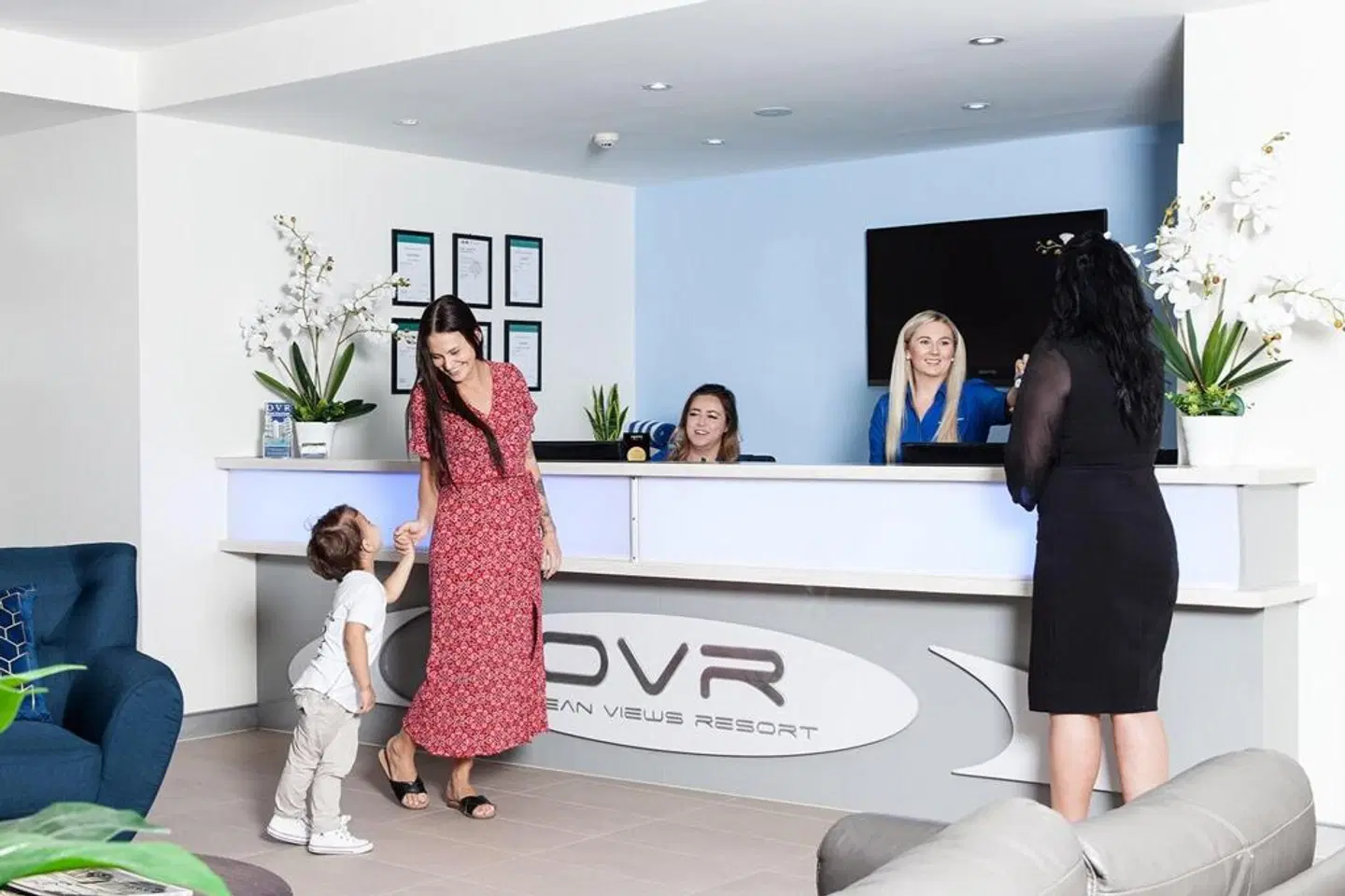 Ocean Views Resort LOUNGE_LOBBY