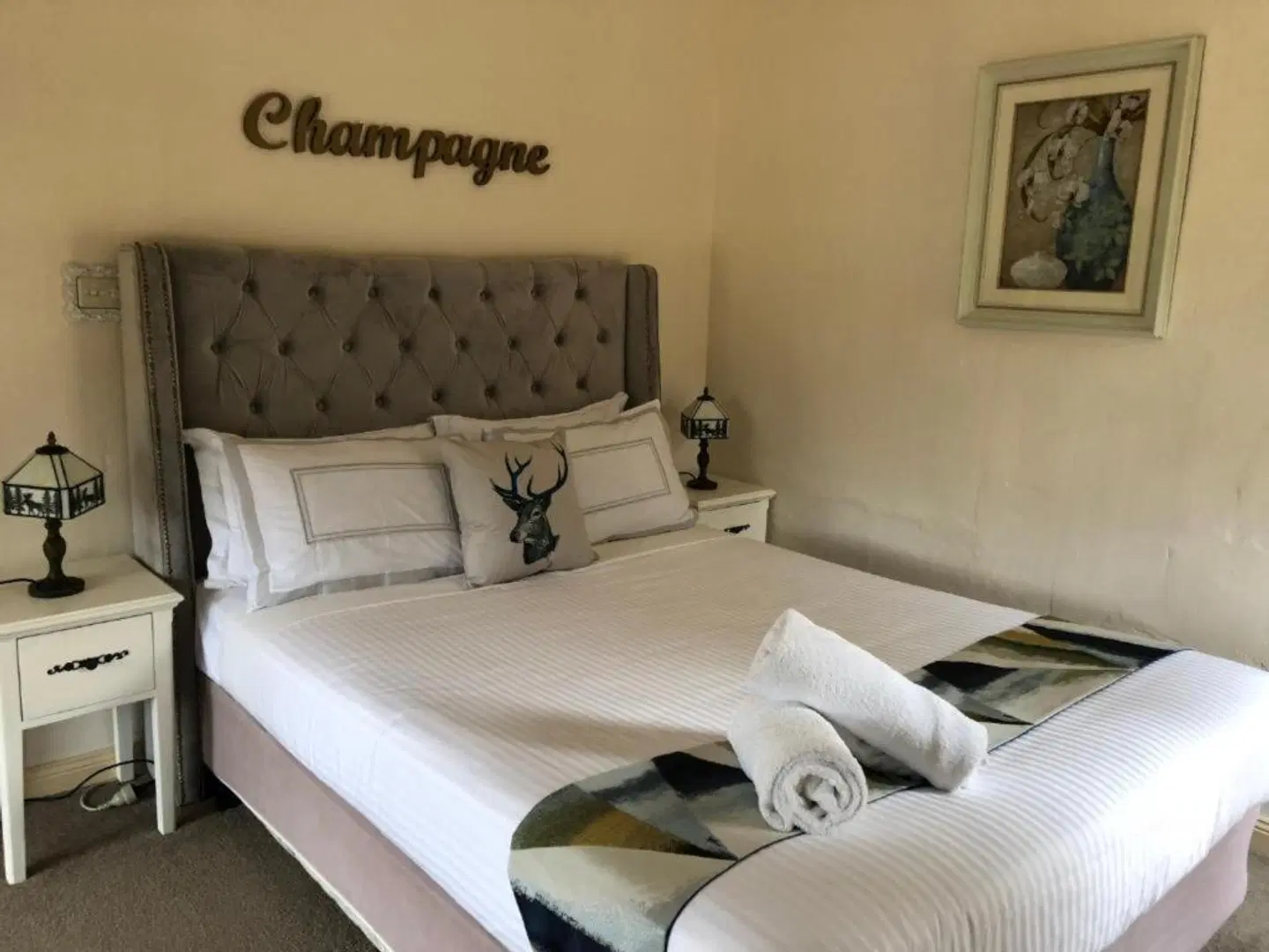 Villa Provence ROOM_EXAMPLE