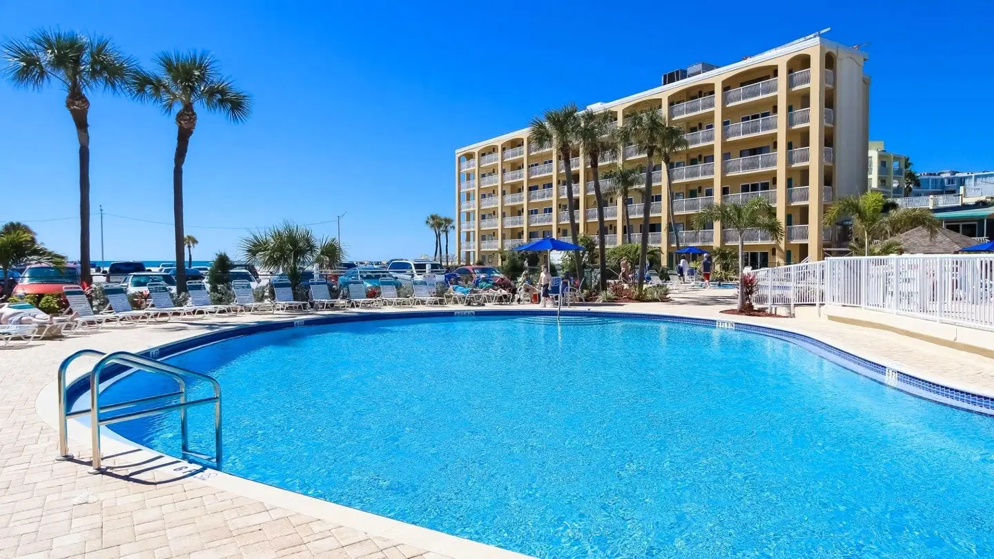Coral Reef Resort OUTDOOR_POOL
