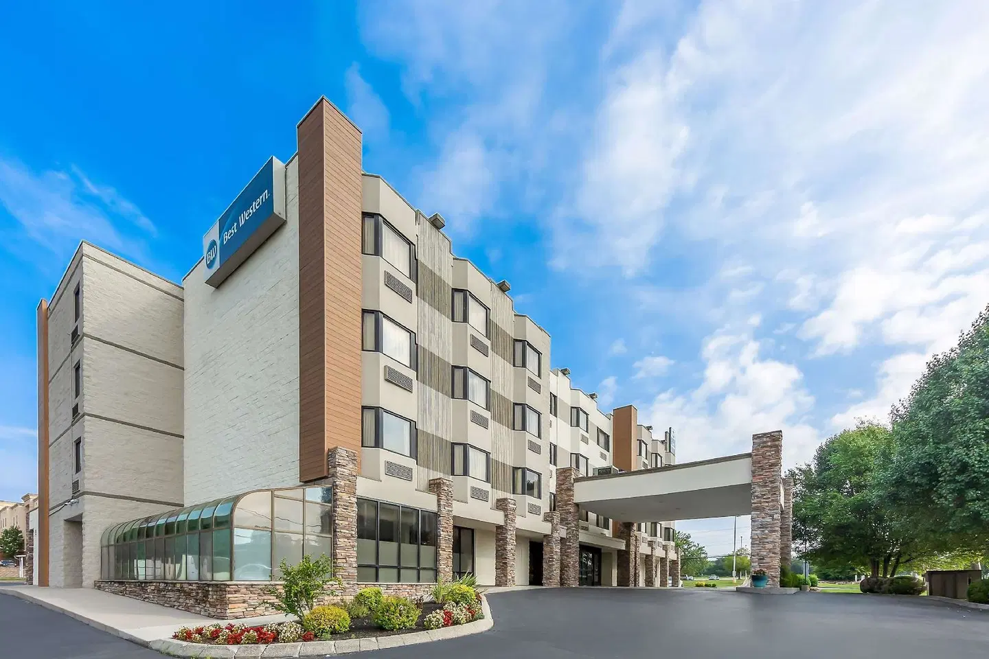 Best Western Knoxville Suites - Downtown EXTERIOR