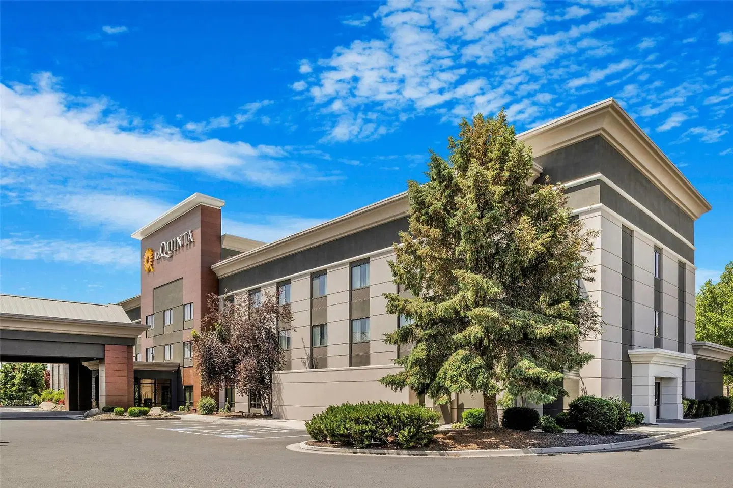 La Quinta Inn & Suites Twin Falls EXTERIOR