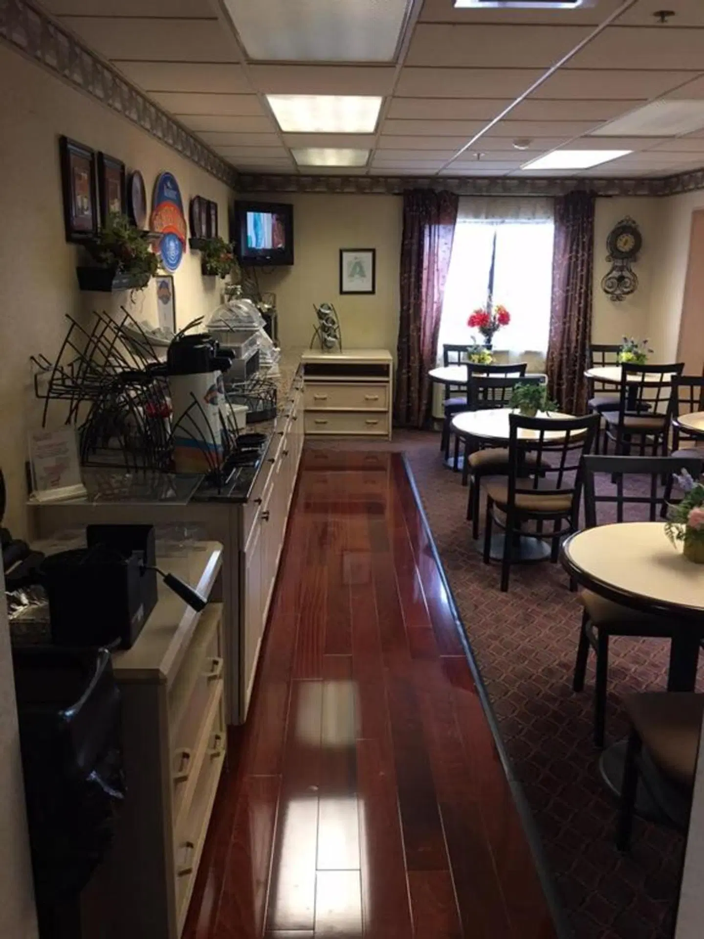 Baymont by Wyndham Paducah Bar