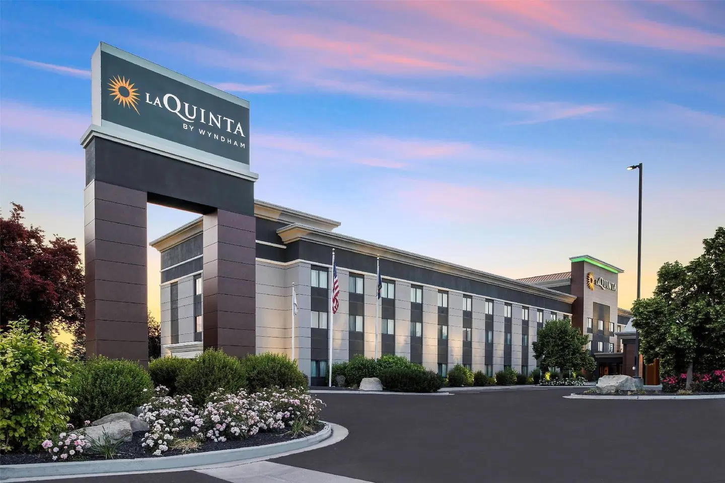 La Quinta Inn & Suites Twin Falls EXTERIOR