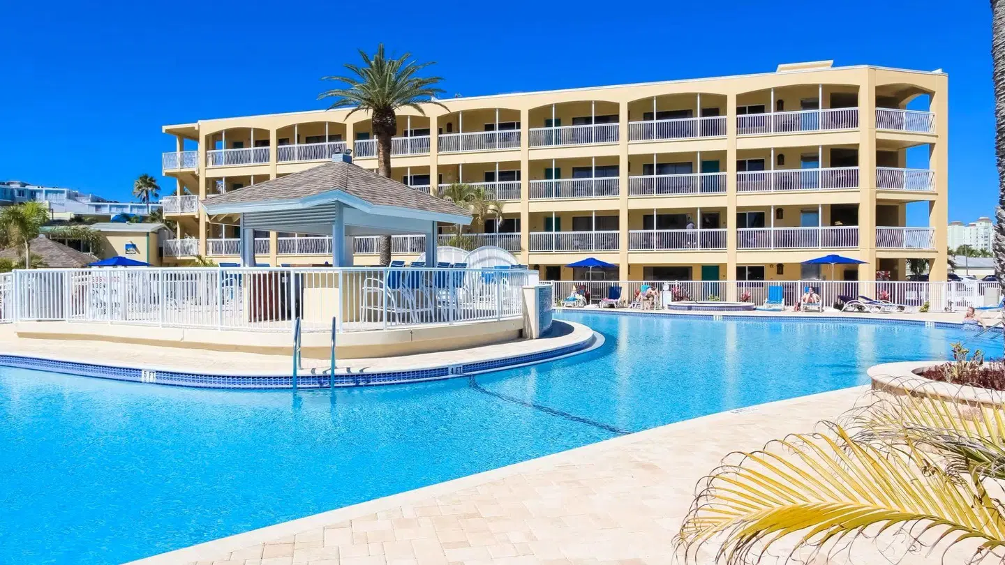 Coral Reef Resort OUTDOOR_POOL