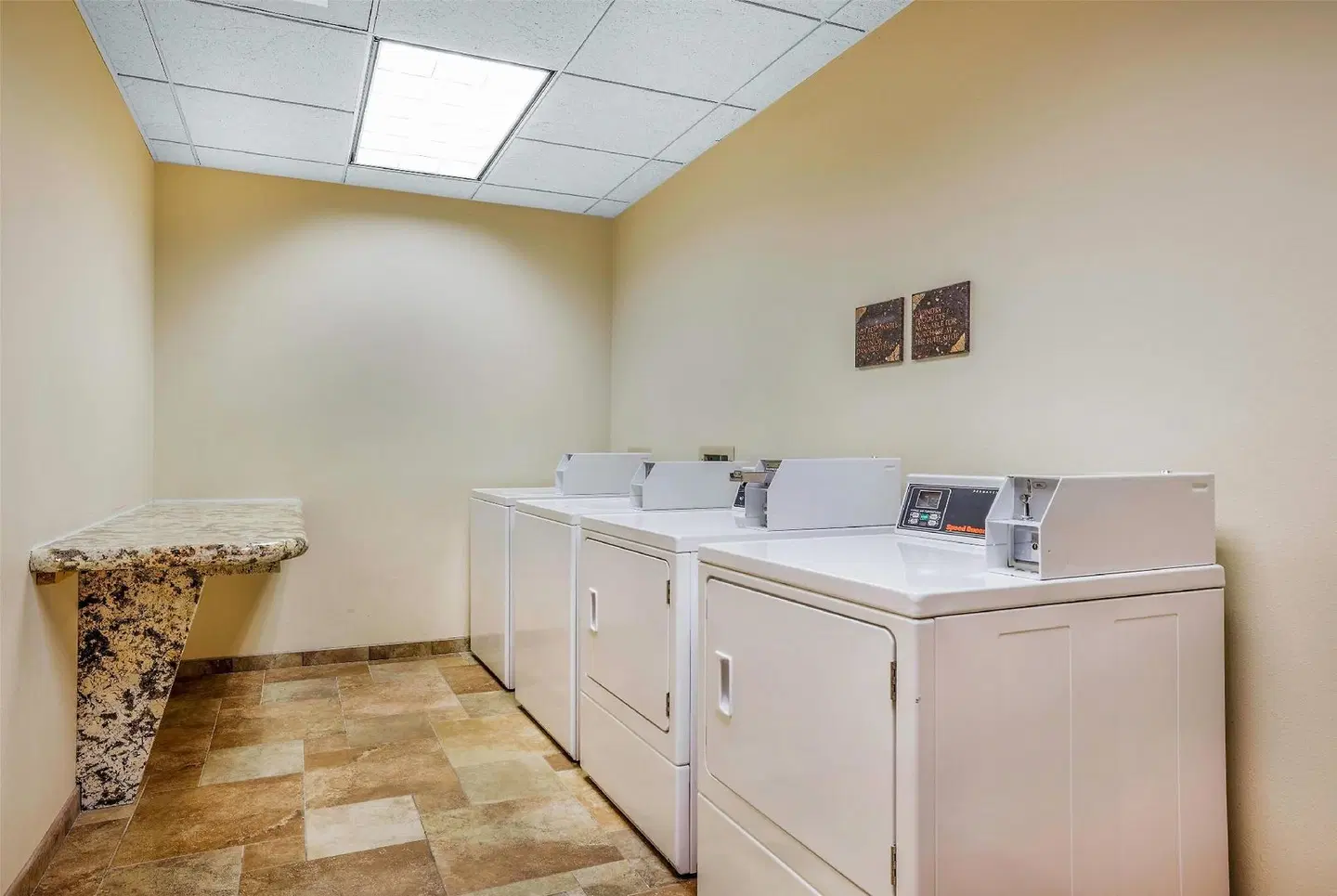 La Quinta Inn & Suites Twin Falls ROOM_EXAMPLE